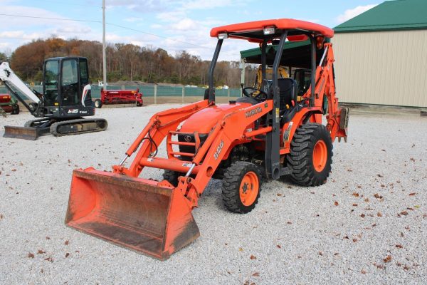 2009 Kubota B26 Tractor 1779 hours