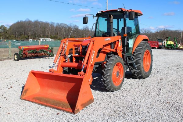 2017 Kubota M7060D Tractor 413 hours