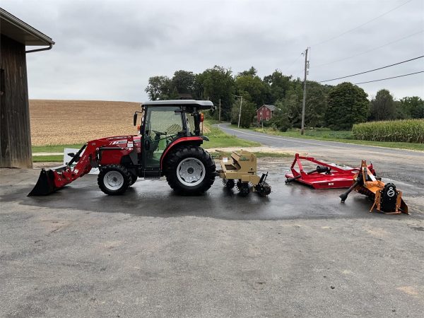 2018 Massey Ferguson 1735M Tractor  315 hours