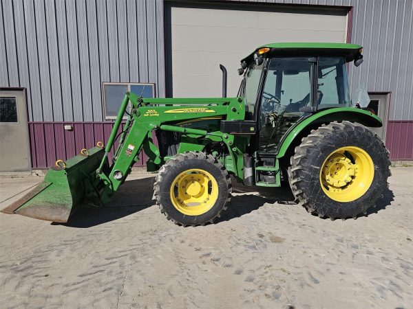 2010 John Deere 5075M Tractor 2983 hours