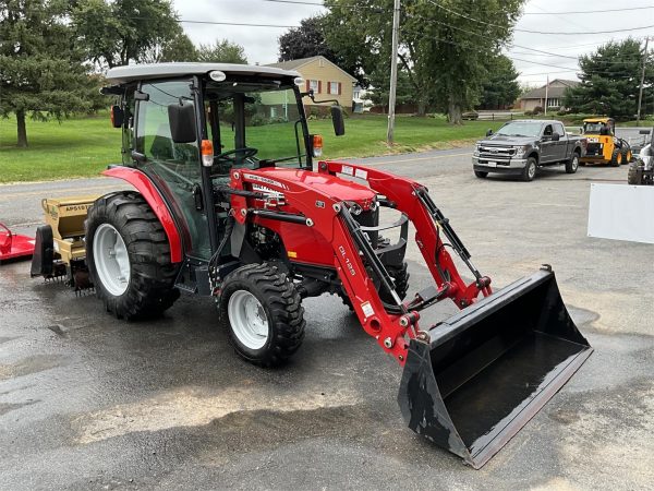 2018 Massey Ferguson 1735M Tractor  315 hours - Image 67