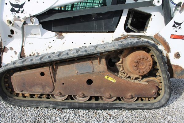 2014 Bobcat T590 Skid Steer - Image 16
