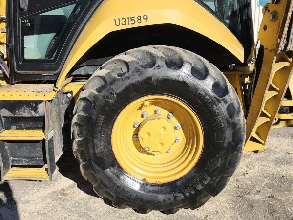 2019 Caterpillar 420F2 Backhoe 3271 hours - Image 12