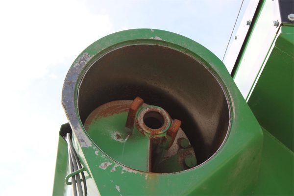 2011 J&M 875-18 Grain Cart - Image 19