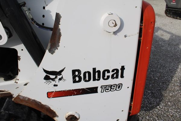 2014 Bobcat T590 Skid Steer - Image 15