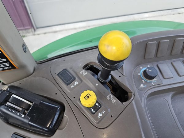 2010 John Deere 5075M Tractor 2983 hours - Image 14
