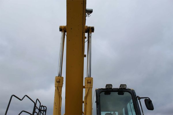 2015 Komatsu PC360 LC-11 Excavator - Image 37