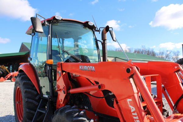 2017 Kubota M7060D Tractor 413 hours - Image 27