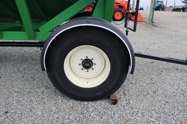 2015 J&M 440SD Gravity Wagon - Image 15