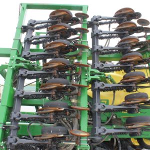 2012 John Deere 1990 Air Seeder - Image 26