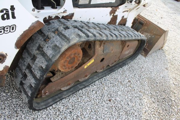 2014 Bobcat T590 Skid Steer - Image 13