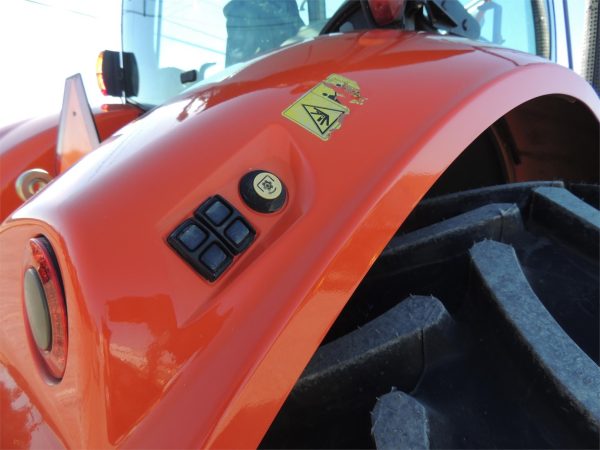 2016 Kubota M7-131 Tractor 1790 hours - Image 16