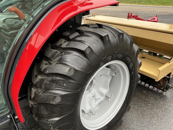 2018 Massey Ferguson 1735M Tractor  315 hours - Image 62