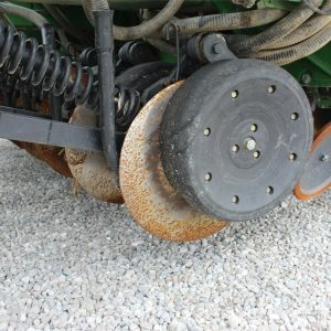 2012 John Deere 1990 Air Seeder - Image 23