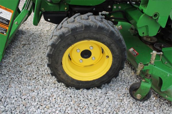 2010 John Deere 2520 Tractor 397 hours - Image 23