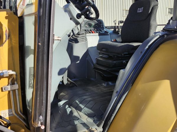2019 Caterpillar 420F2 Backhoe 3271 hours - Image 18