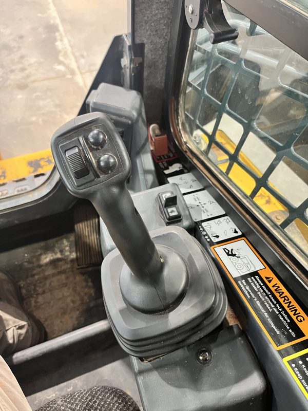 2018 John Deere 333G Skid Steer 1950 hours - Image 6