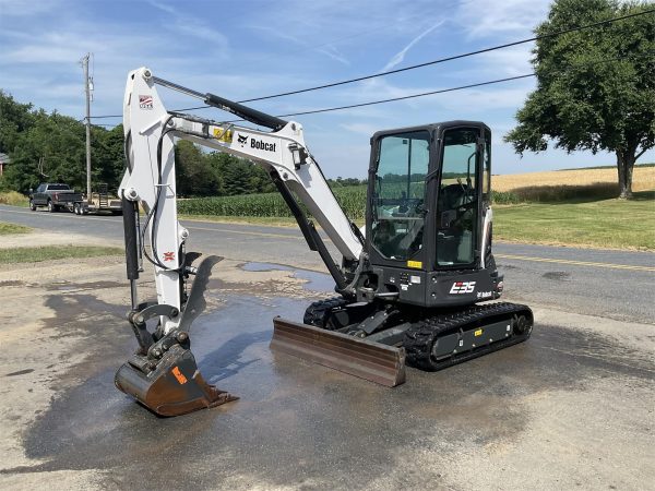 2021 Bobcat E35 Backhoe 140 hours Mini Excavator - Image 41