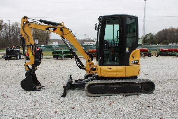 2019 Caterpillar 303.5E2 CR Mini Excavator 611 hours - Image 3