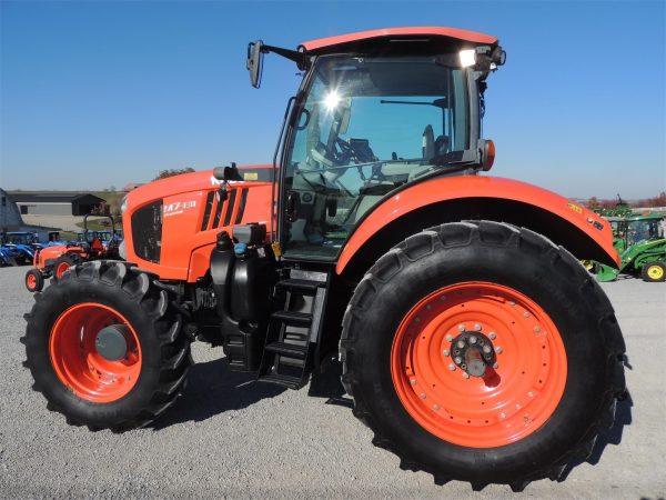 2016 Kubota M7-131 Tractor 1790 hours - Image 2