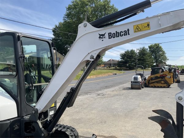 2021 Bobcat E35 Backhoe 140 hours Mini Excavator - Image 24