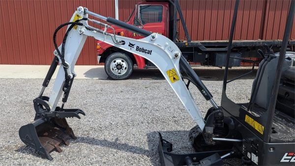 2017 Bobcat E20 Mini Excavator 1681 hours - Image 20