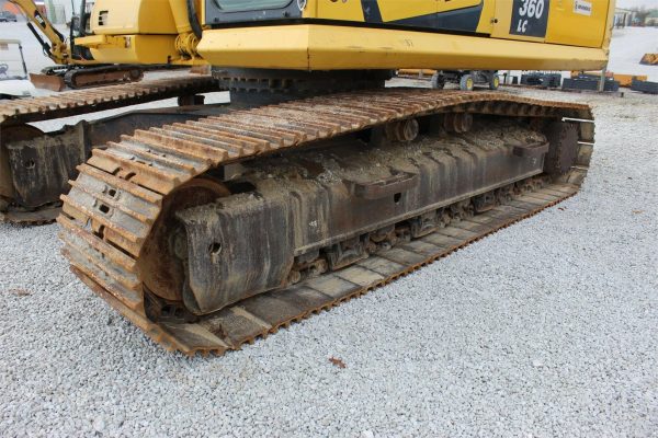 2015 Komatsu PC360 LC-11 Excavator - Image 31