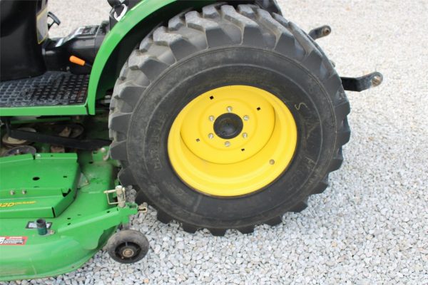 2010 John Deere 2520 Tractor 397 hours - Image 19