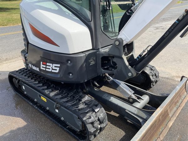 2021 Bobcat E35 Backhoe 140 hours Mini Excavator - Image 21