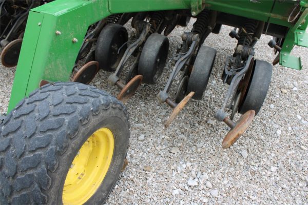 2014 John Deere 1590 Drill - Image 16