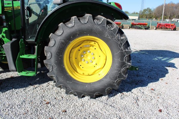 2024 John Deere 5075M Tractor 2 hours - Image 19