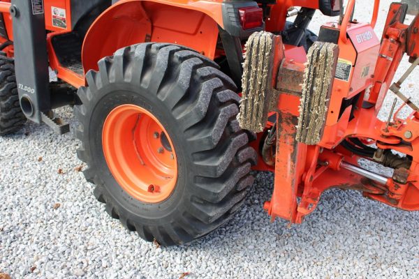 2009 Kubota B26 Tractor 1779 hours - Image 21