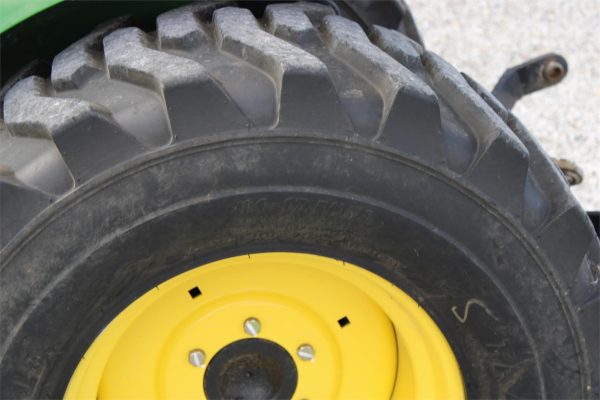 2010 John Deere 2520 Tractor 397 hours - Image 18