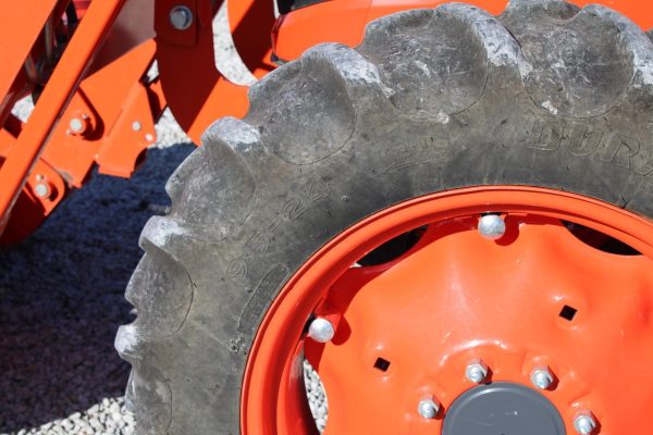 2017 Kubota M7060D Tractor 413 hours - Image 17