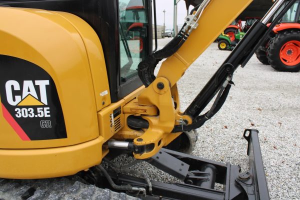 2019 Caterpillar 303.5E2 CR Mini Excavator 611 hours - Image 12