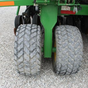 2012 John Deere 1990 Air Seeder - Image 16