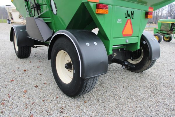 2015 J&M 440SD Gravity Wagon - Image 26