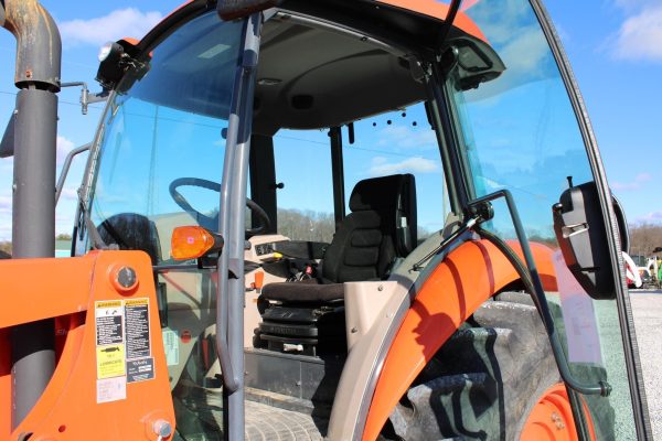 2017 Kubota M7060D Tractor 413 hours - Image 15