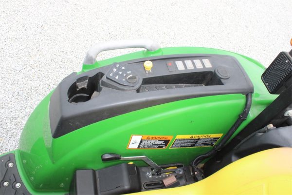2019 John Deere 4044M Tractor 247 hours - Image 15