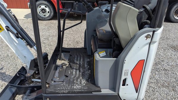2017 Bobcat E20 Mini Excavator 1681 hours - Image 28