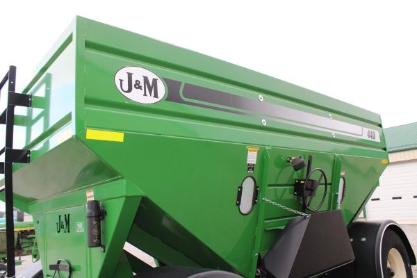 2015 J&M 440SD Gravity Wagon - Image 28