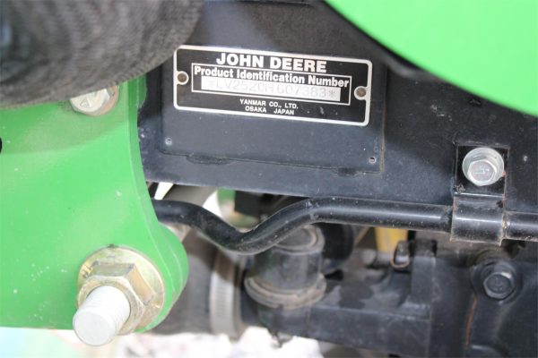 2010 John Deere 2520 Tractor 397 hours - Image 13
