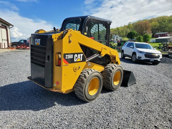 2017 Caterpillar 236D Skid Steer 298 hours - Image 25