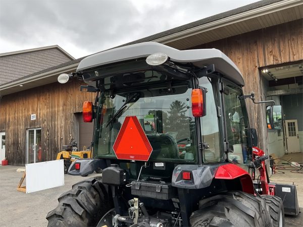 2018 Massey Ferguson 1735M Tractor  315 hours - Image 47