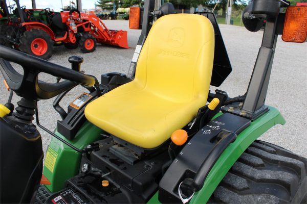 2010 John Deere 2520 Tractor 397 hours - Image 10