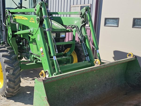 2010 John Deere 5075M Tractor 2983 hours - Image 32