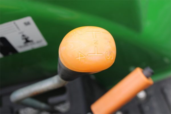2019 John Deere 4044M Tractor 247 hours - Image 9