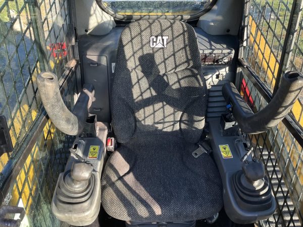 2019 Caterpillar 259D Skid Steer 1320 hours - Image 16