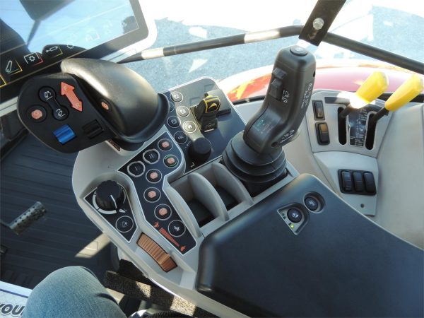2016 Kubota M7-131 Tractor 1790 hours - Image 33