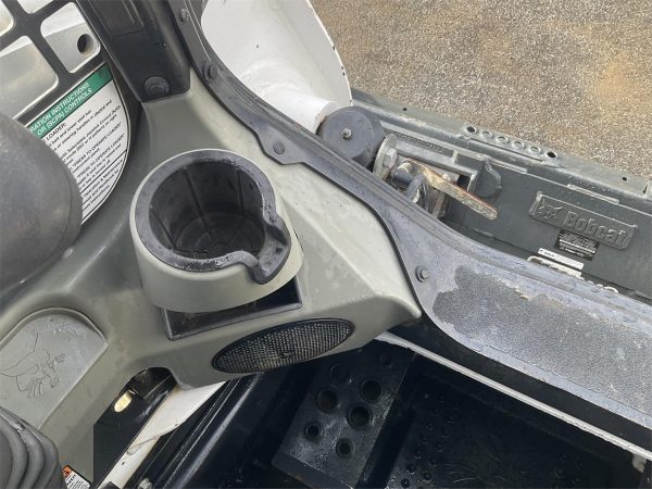 2018 Bobcat T630 Skid Steer 1380 hours - Image 12